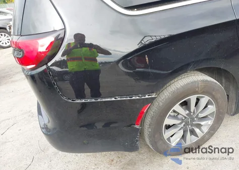 2024 Chrysler Pacifica Hybrid Select z USA, uszkodzony, nr VIN 2C4RC1S77RR150141